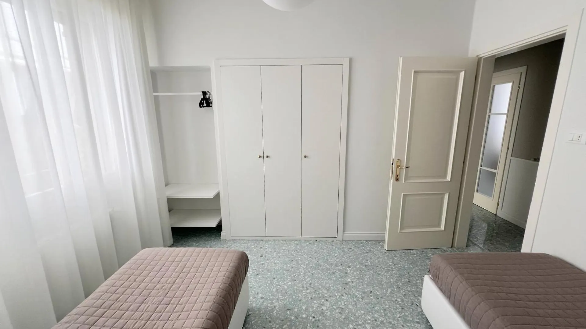 Villa Al Mare Apartments Lido di Jesolo Italy
