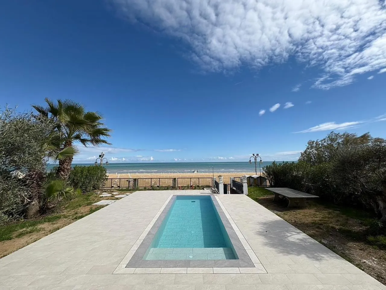 Villa Al Mare Apartments Lido di Jesolo 0*,